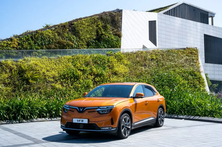 Pioneering Smart Mobility for the UAE’s Future-Ready Cities : VinFast VF 8 can help accelerate the UAE’s Green Vision