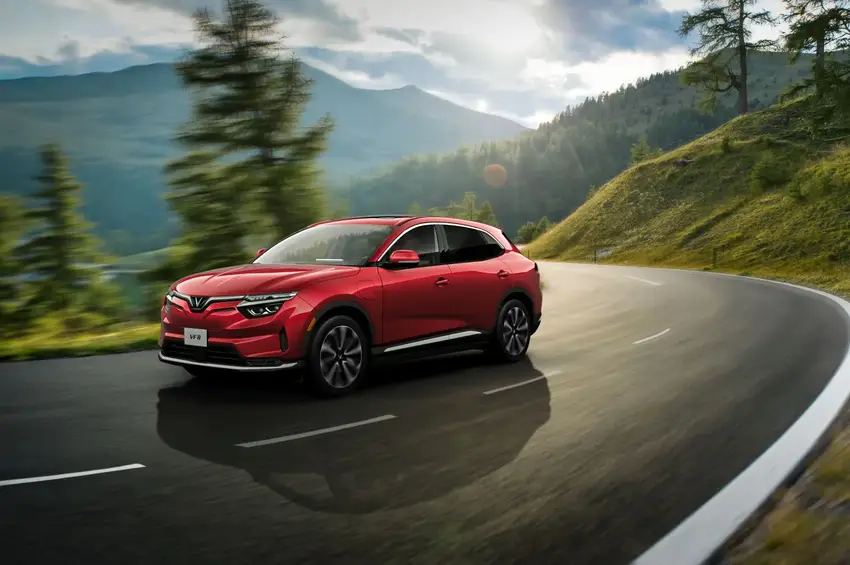 VinFast VF 8: The Premium Electric SUV Empowering a New Generation of Entrepreneurs in the UAE