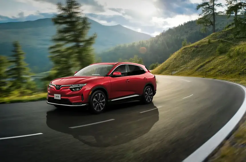 VinFast VF 8: The Premium Electric SUV Empowering a New Generation of Entrepreneurs in the UAE